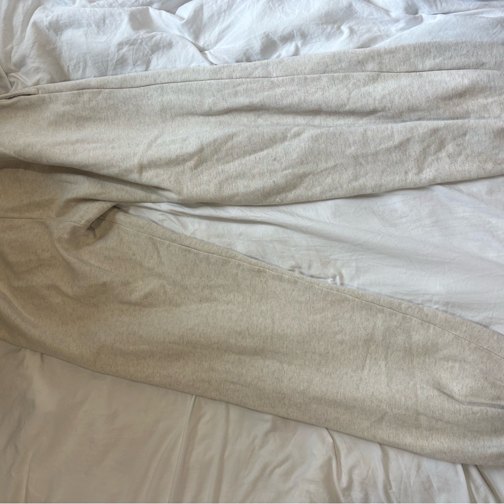 Brandy Melville Cream Pants